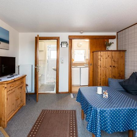 Ferienwohnung Von Postel Busumer Deichhausen Bagian luar foto