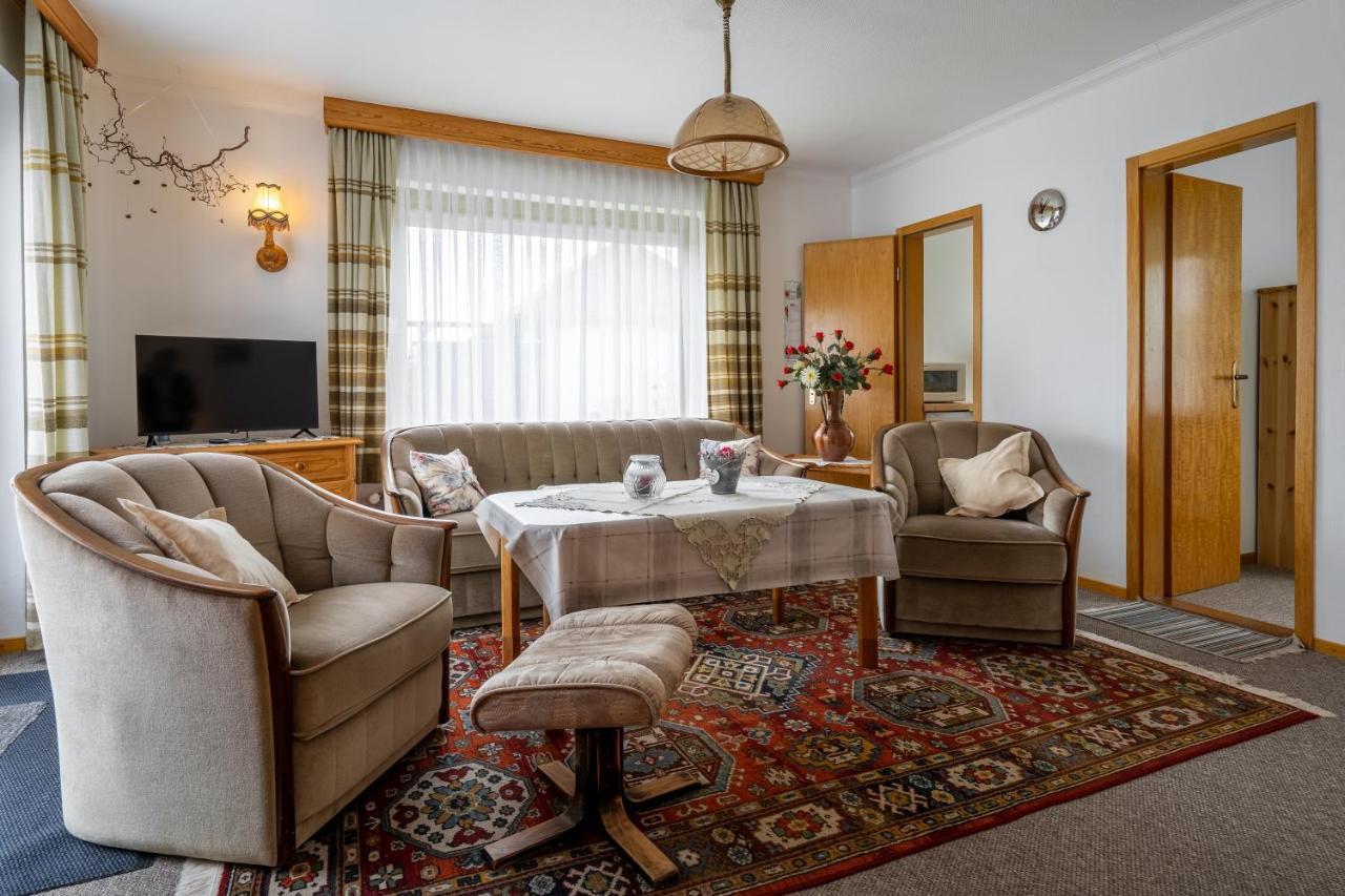 Ferienwohnung Von Postel Busumer Deichhausen Bagian luar foto