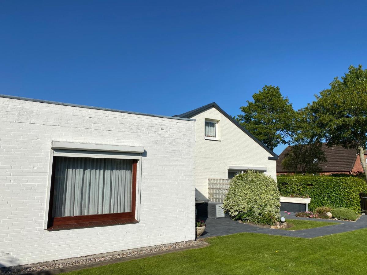 Ferienwohnung Von Postel Busumer Deichhausen Bagian luar foto