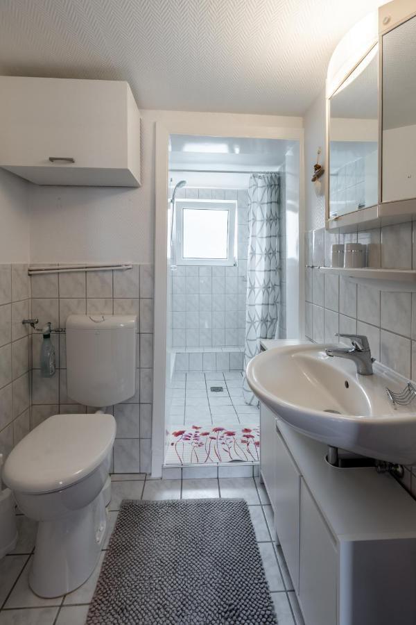 Ferienwohnung Von Postel Busumer Deichhausen Bagian luar foto